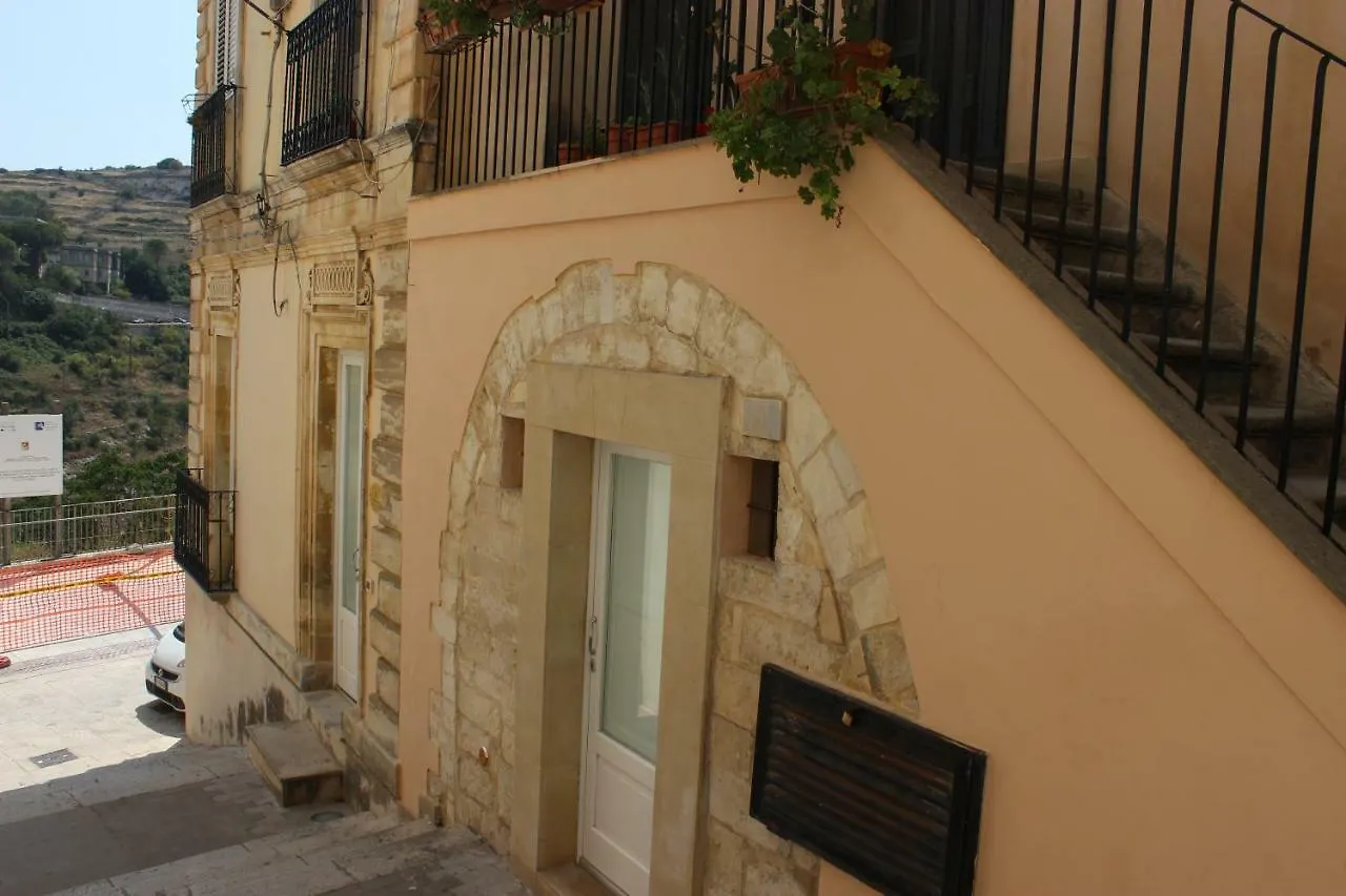 Baroni Giampiccolo Suite Ragusa 0*,